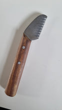 Load image into Gallery viewer, Stripping Knives- Ergo Double Coarse RIGHT
